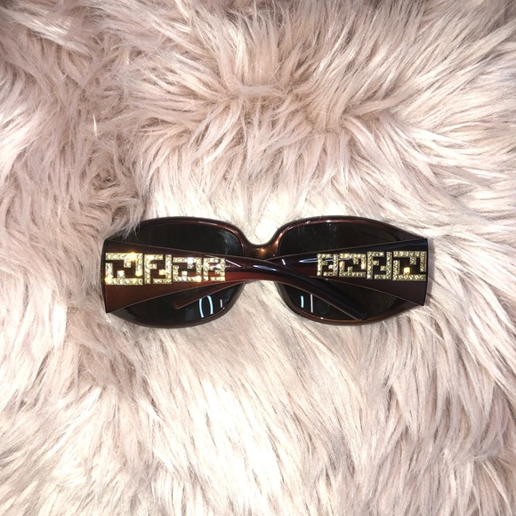 Fendi Sunglasses - Picture 3 of 8